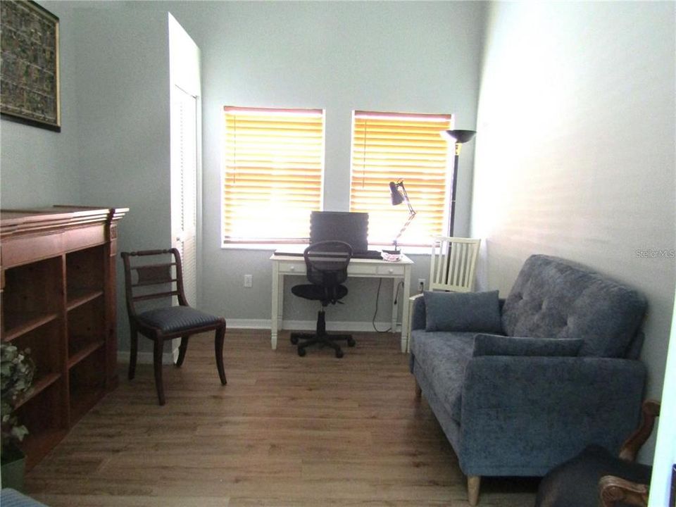 For Rent: $2,550 (3 beds, 2 baths, 1346 Square Feet)