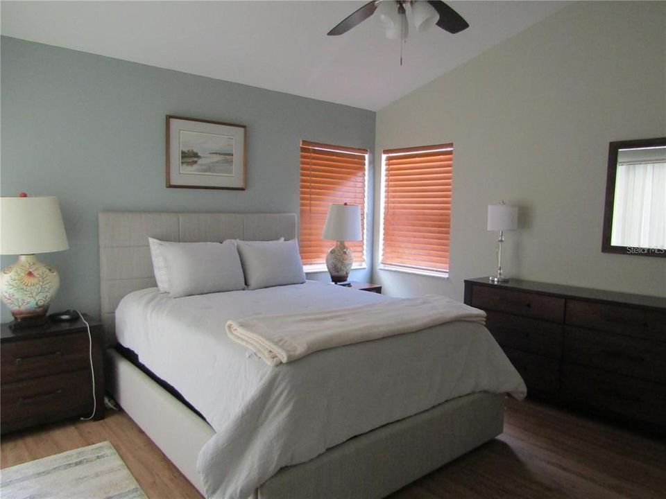 For Rent: $2,550 (3 beds, 2 baths, 1346 Square Feet)