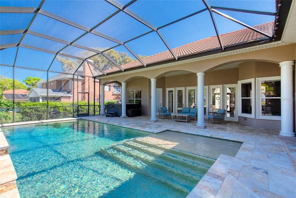 En Venta: $750,000 (4 camas, 2 baños, 2618 Pies cuadrados)