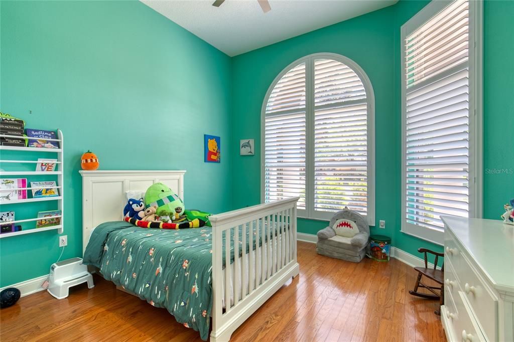 En Venta: $750,000 (4 camas, 2 baños, 2618 Pies cuadrados)