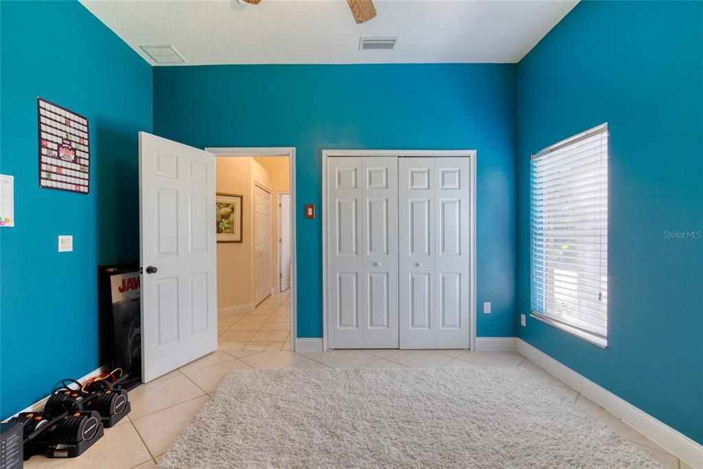 En Venta: $750,000 (4 camas, 2 baños, 2618 Pies cuadrados)