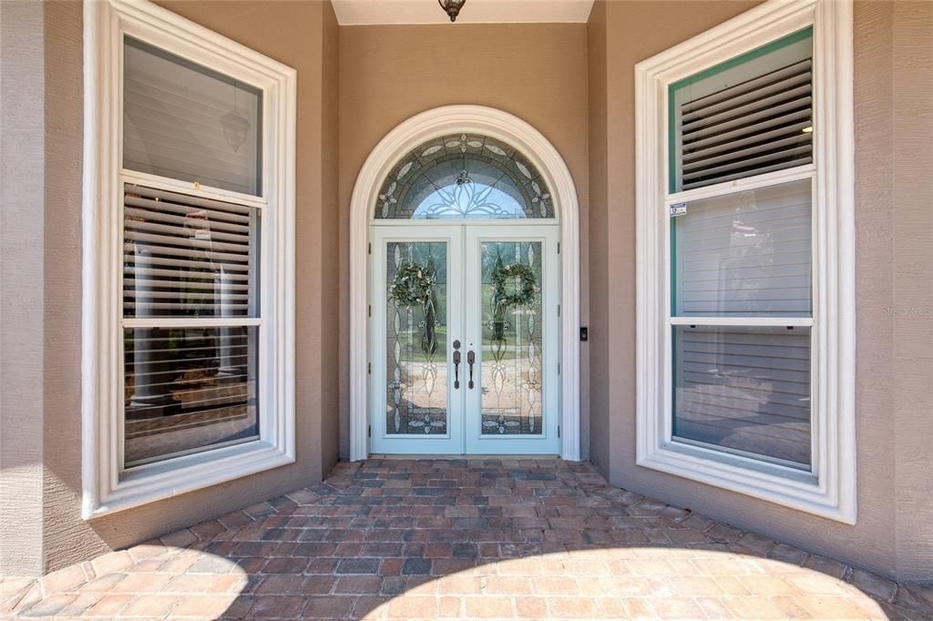 En Venta: $750,000 (4 camas, 2 baños, 2618 Pies cuadrados)