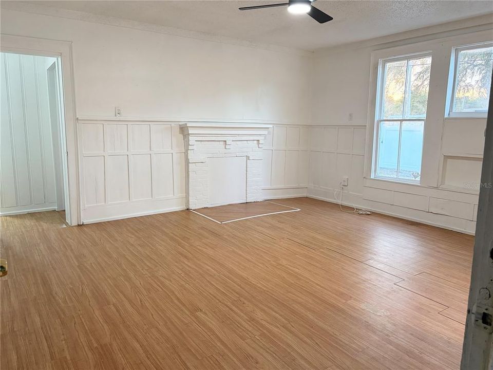 Active With Contract: $499,000 (0 beds, 0 baths, 2485 Square Feet)
