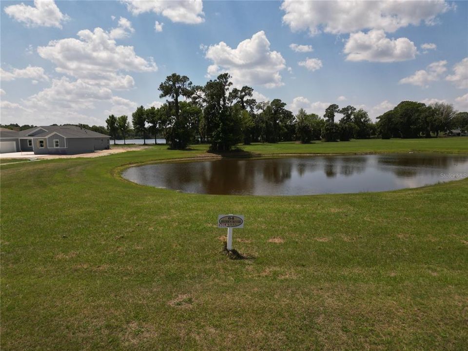 En Venta: $250,000 (1.61 acres)