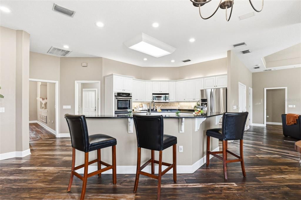 Active With Contract: $950,000 (4 beds, 4 baths, 3585 Square Feet)