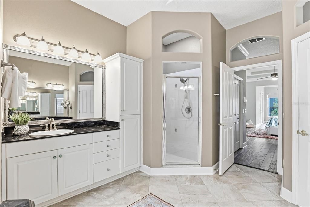 Active With Contract: $950,000 (4 beds, 4 baths, 3585 Square Feet)