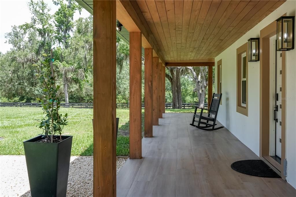 For Sale: $1,950,000 (4 beds, 3 baths, 2590 Square Feet)