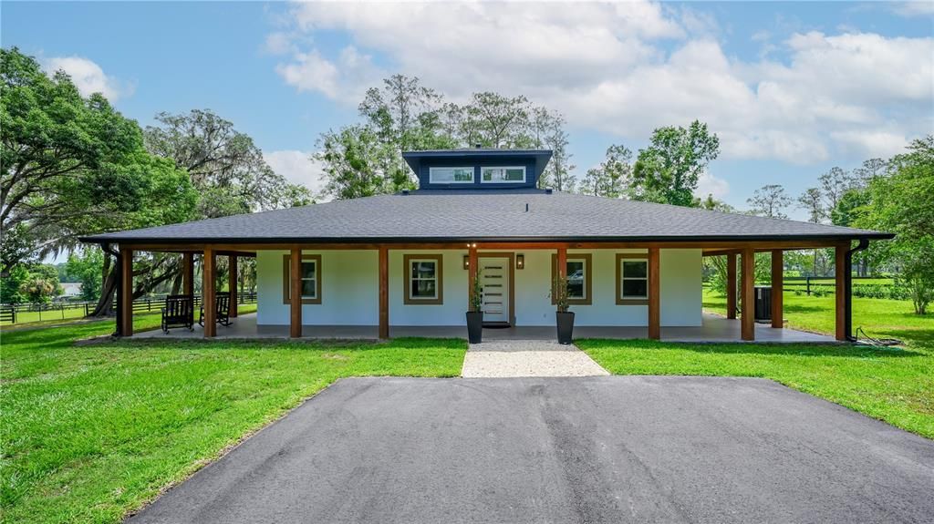 For Sale: $1,950,000 (4 beds, 3 baths, 2590 Square Feet)