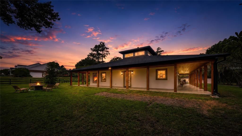 For Sale: $1,950,000 (4 beds, 3 baths, 2590 Square Feet)