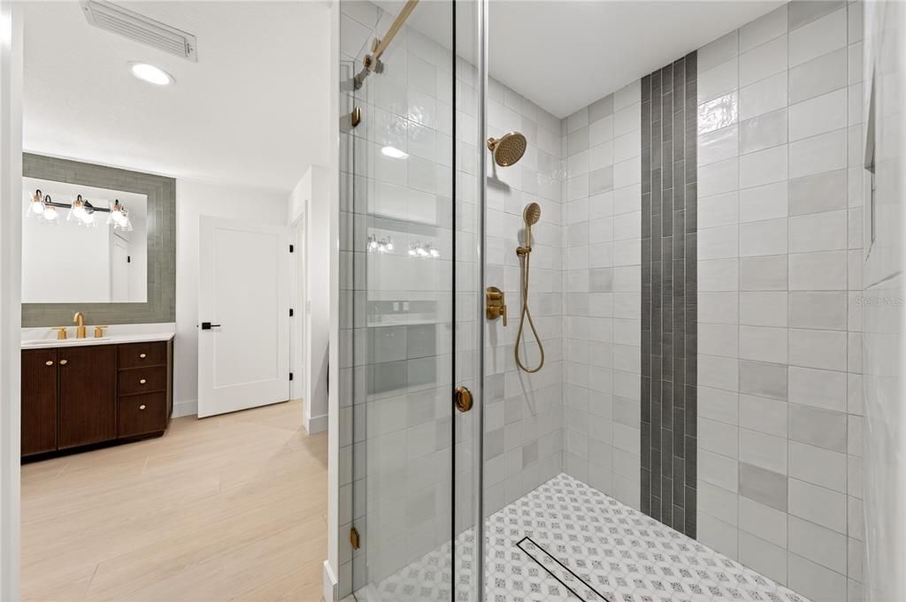 For Sale: $1,950,000 (4 beds, 3 baths, 2590 Square Feet)