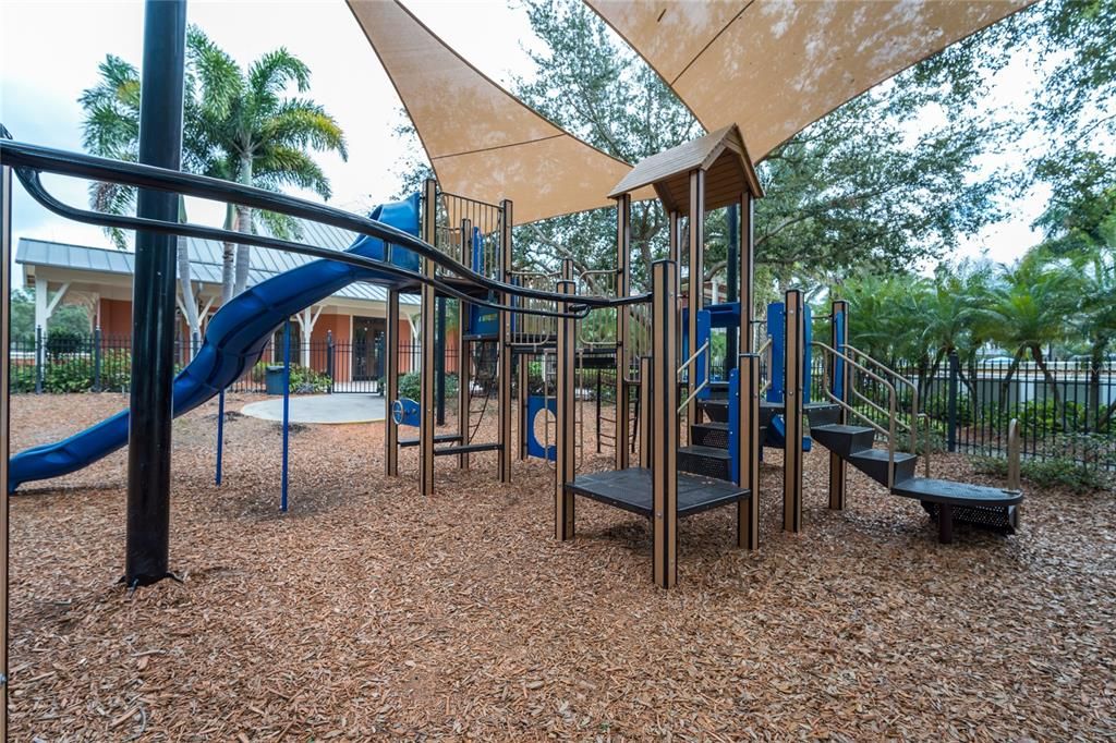 En Venta: $864,988 (4 camas, 3 baños, 3283 Pies cuadrados)