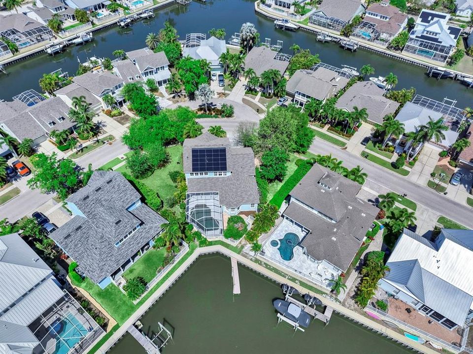 En Venta: $864,988 (4 camas, 3 baños, 3283 Pies cuadrados)