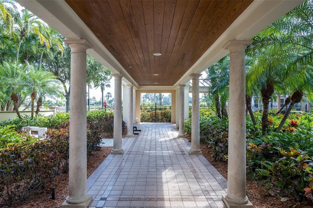 En Venta: $864,988 (4 camas, 3 baños, 3283 Pies cuadrados)