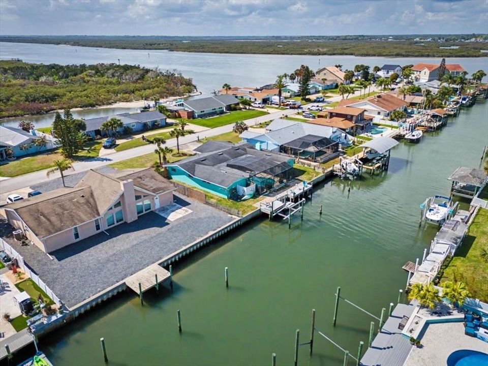 En Venta: $993,520 (3 camas, 2 baños, 1906 Pies cuadrados)