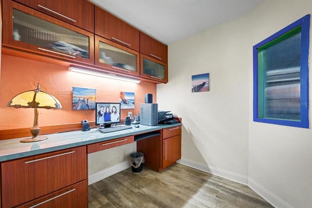 En Venta: $993,520 (3 camas, 2 baños, 1906 Pies cuadrados)