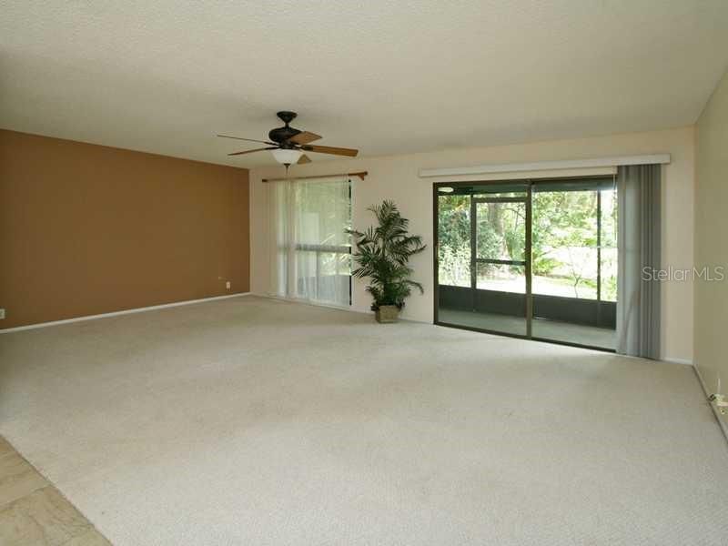 For Rent: $1,800 (3 beds, 2 baths, 1400 Square Feet)