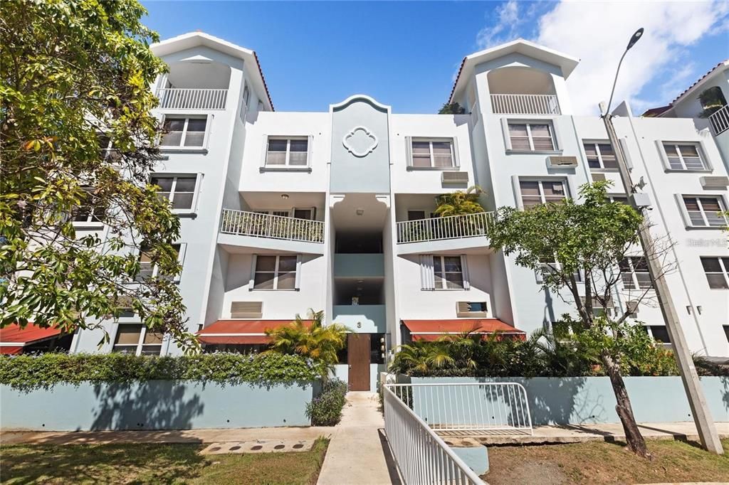 Activo con contrato: $295,000 (3 camas, 2 baños, 1865 Pies cuadrados)