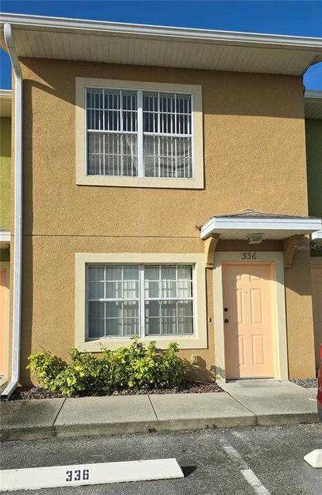 For Sale: $219,777 (2 beds, 2 baths, 1120 Square Feet)