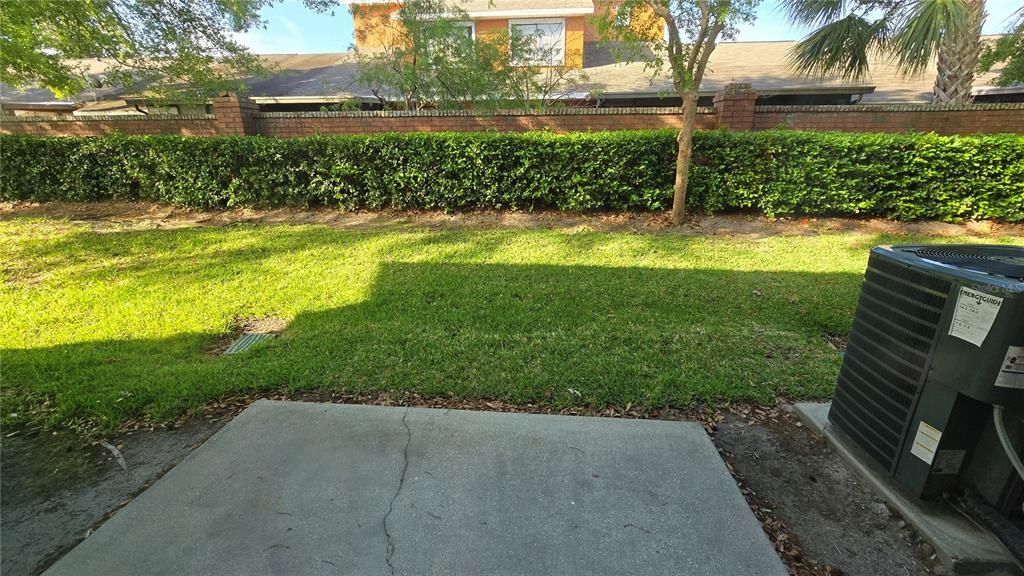 For Sale: $219,777 (2 beds, 2 baths, 1120 Square Feet)