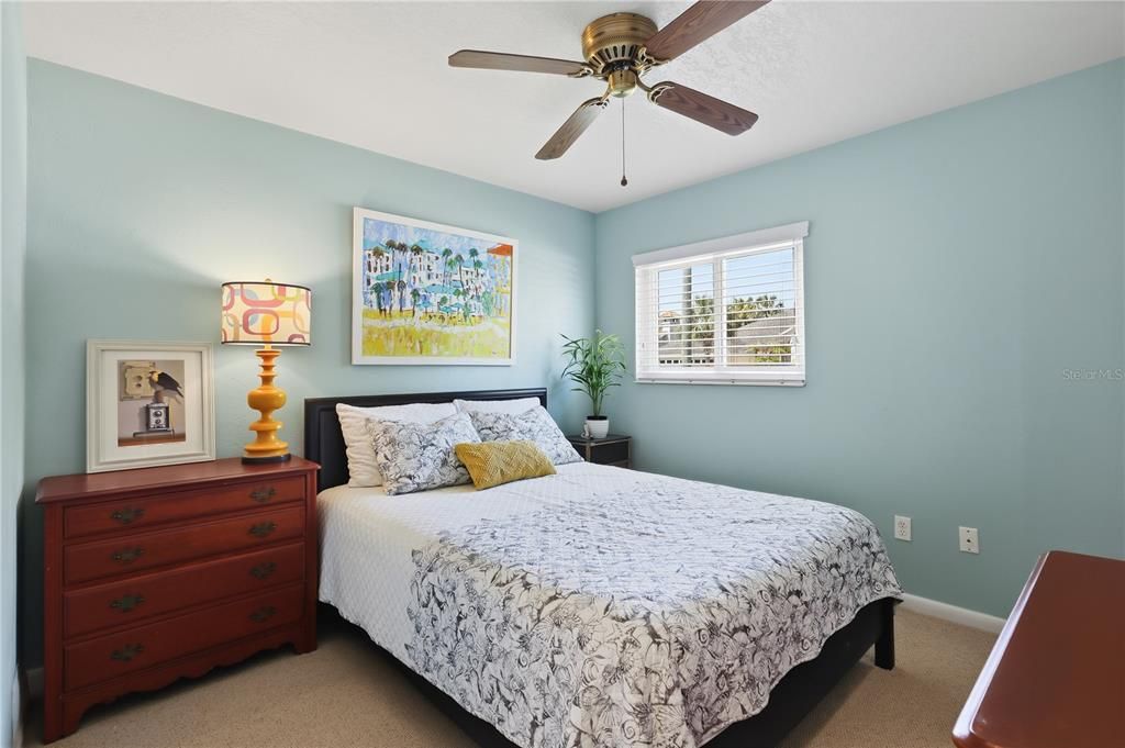 Active With Contract: $589,000 (3 beds, 2 baths, 1481 Square Feet)