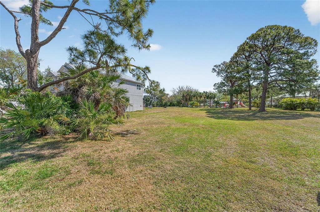 En Venta: $158,000 (0.36 acres)