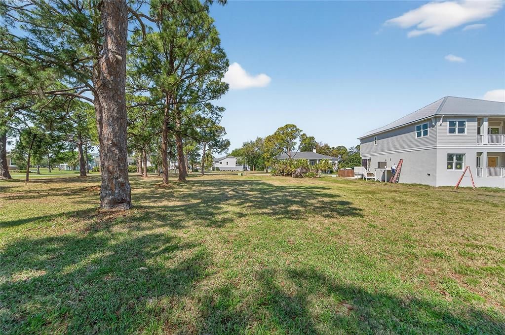 En Venta: $158,000 (0.36 acres)