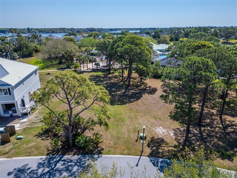 En Venta: $158,000 (0.36 acres)