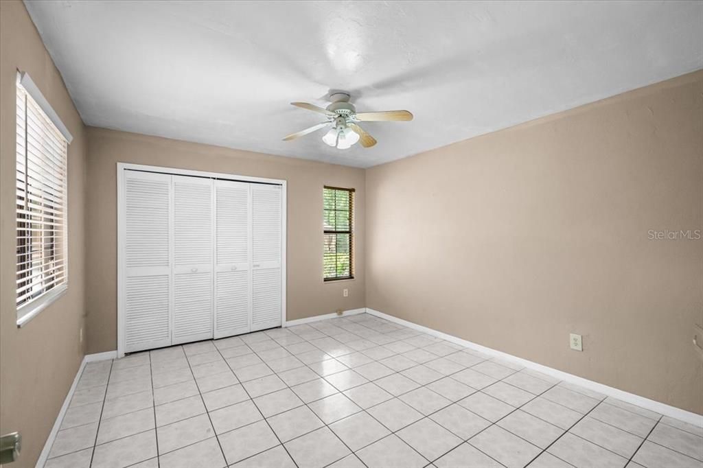 На продажу: $169,900 (3 спален, 3 ванн, 1370 Квадратных фут)