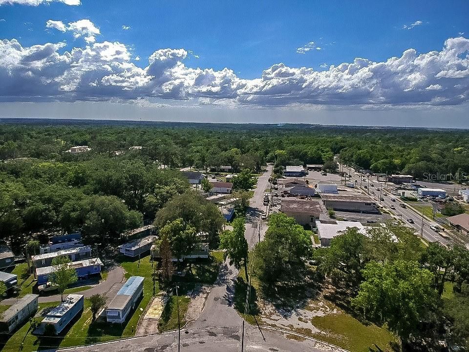 На продажу: $569,000 (2.37 acres)