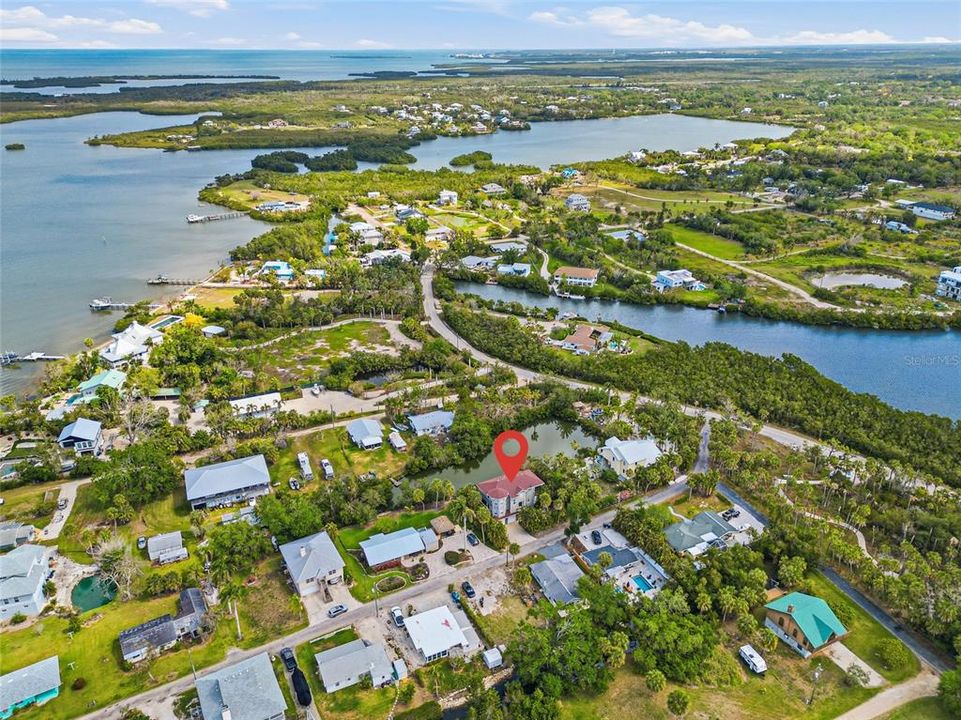 En Venta: $760,000 (3 camas, 2 baños, 2156 Pies cuadrados)