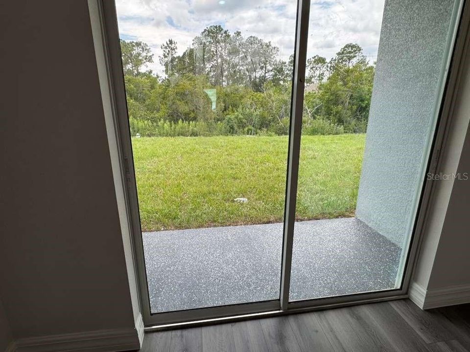 For Sale: $455,000 (6 beds, 0 baths, 2367 Square Feet)
