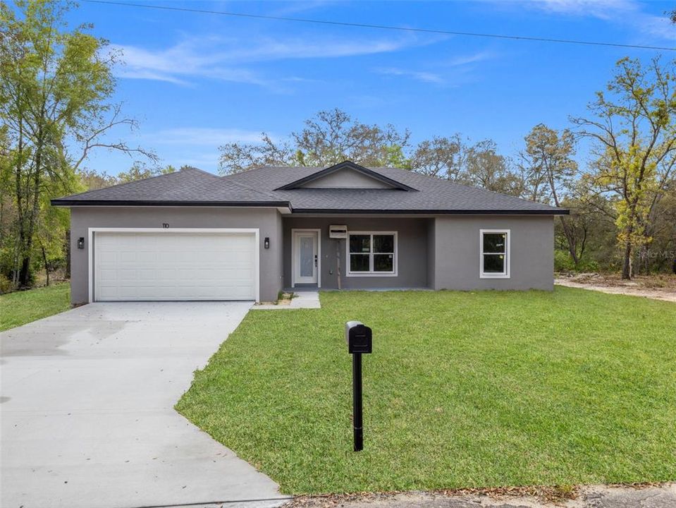Active With Contract: $274,000 (3 beds, 2 baths, 1448 Square Feet)