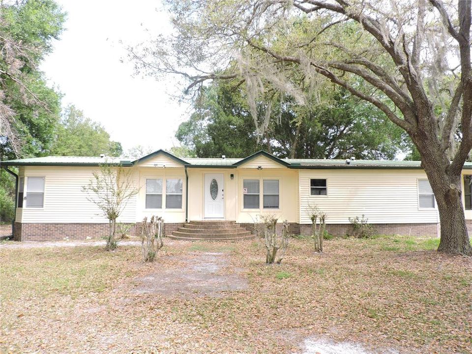 For Sale: $349,000 (3 beds, 2 baths, 1716 Square Feet)