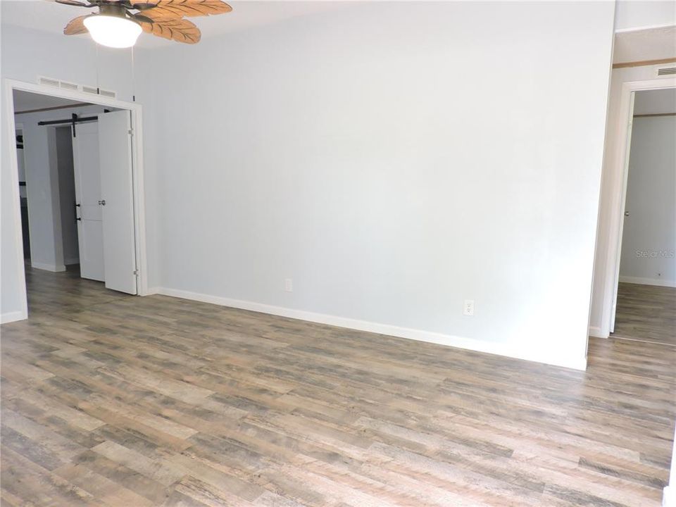 For Sale: $349,000 (3 beds, 2 baths, 1716 Square Feet)