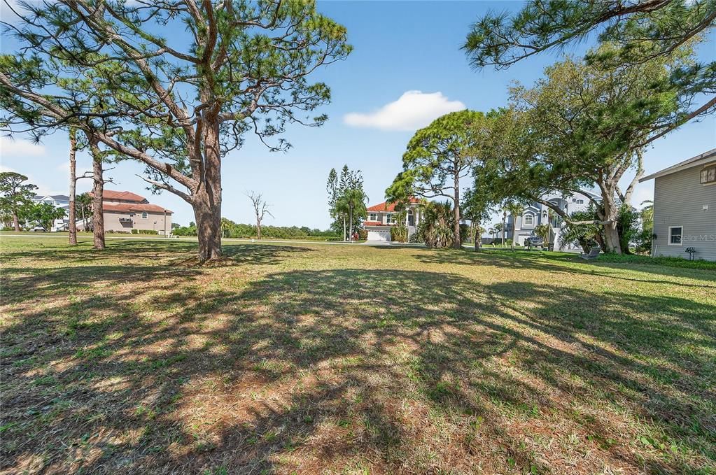 En Venta: $158,000 (0.22 acres)