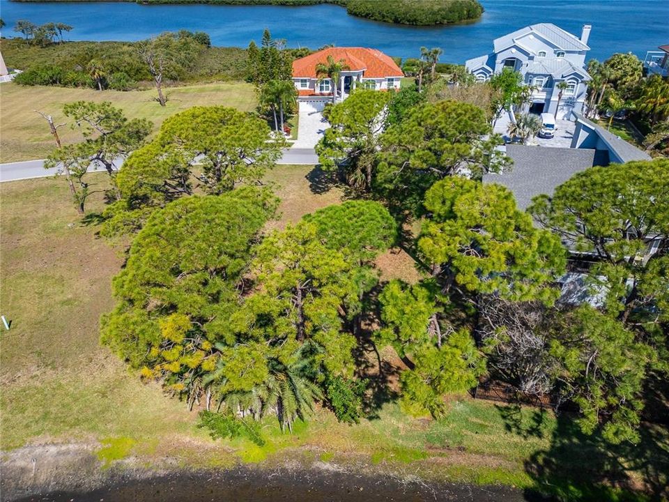 En Venta: $158,000 (0.22 acres)