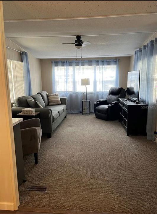 For Sale: $78,000 (2 beds, 1 baths, 720 Square Feet)