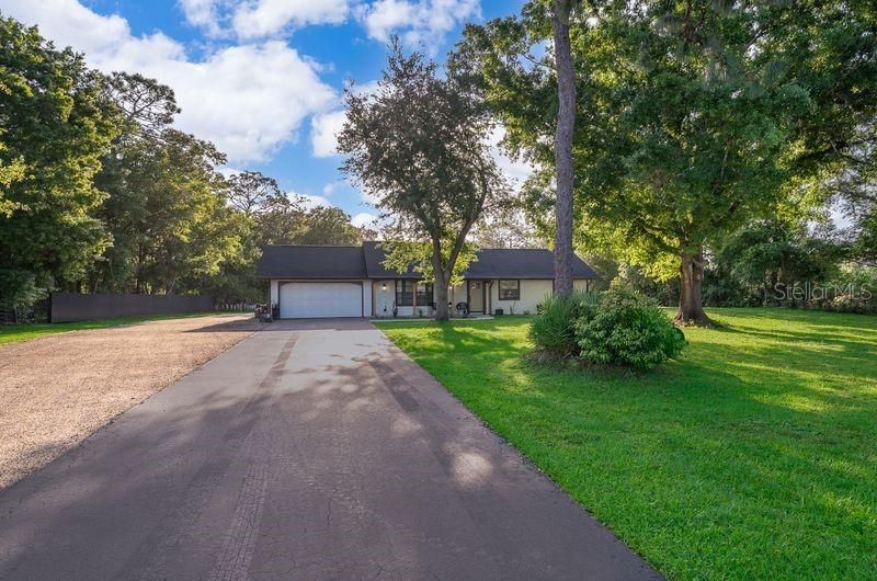 For Sale: $764,900 (5 beds, 3 baths, 1998 Square Feet)