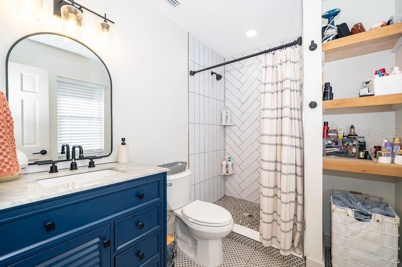 For Sale: $764,900 (5 beds, 3 baths, 1998 Square Feet)