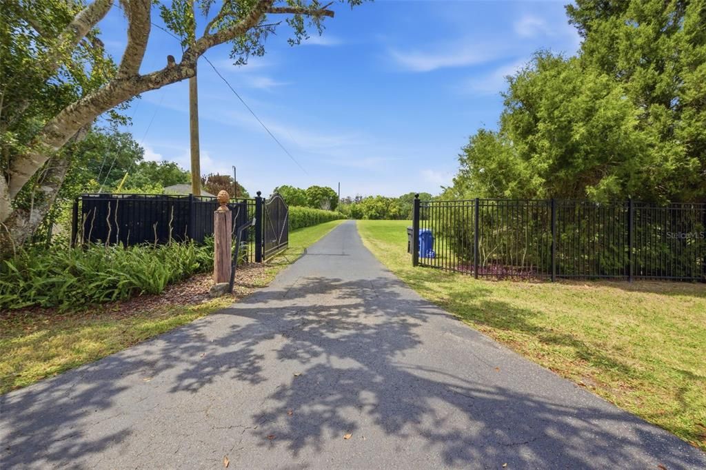 For Sale: $3,800,000 (6.76 acres)