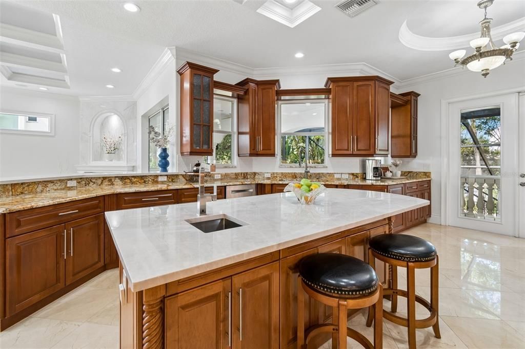 En Venta: $2,890,000 (6 camas, 5 baños, 5837 Pies cuadrados)