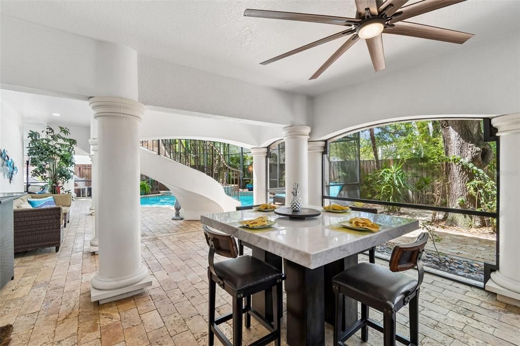 En Venta: $2,890,000 (6 camas, 5 baños, 5837 Pies cuadrados)