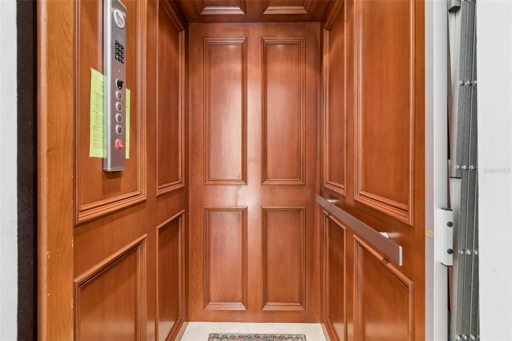 En Venta: $2,890,000 (6 camas, 5 baños, 5837 Pies cuadrados)