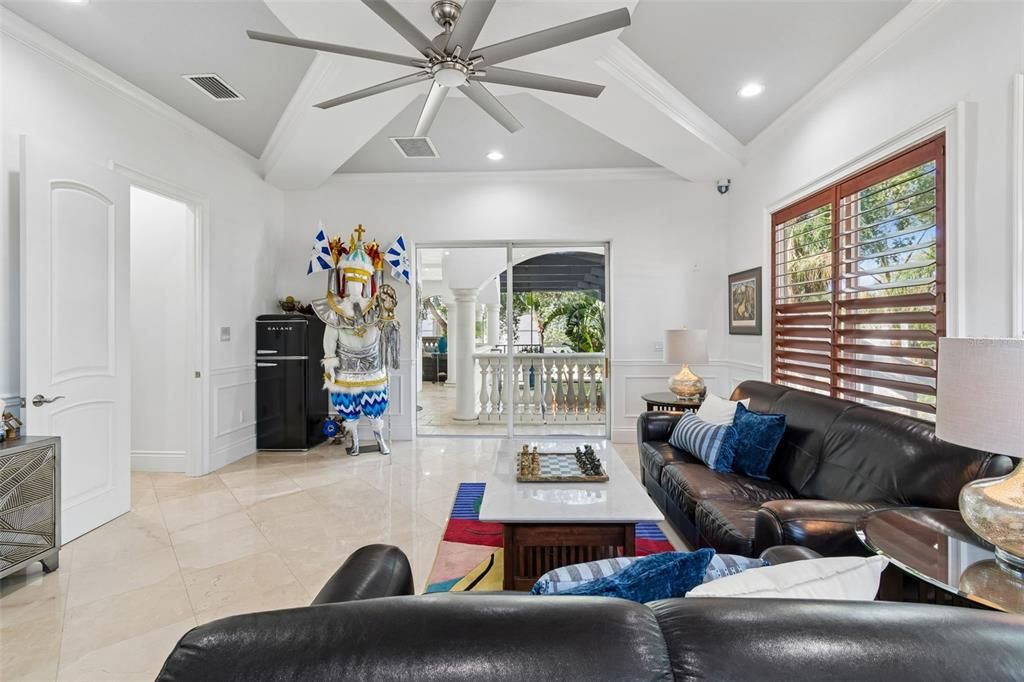 En Venta: $2,890,000 (6 camas, 5 baños, 5837 Pies cuadrados)