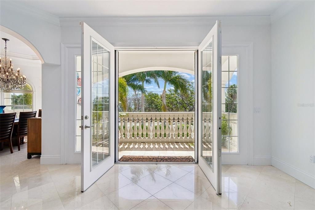 En Venta: $2,890,000 (6 camas, 5 baños, 5837 Pies cuadrados)