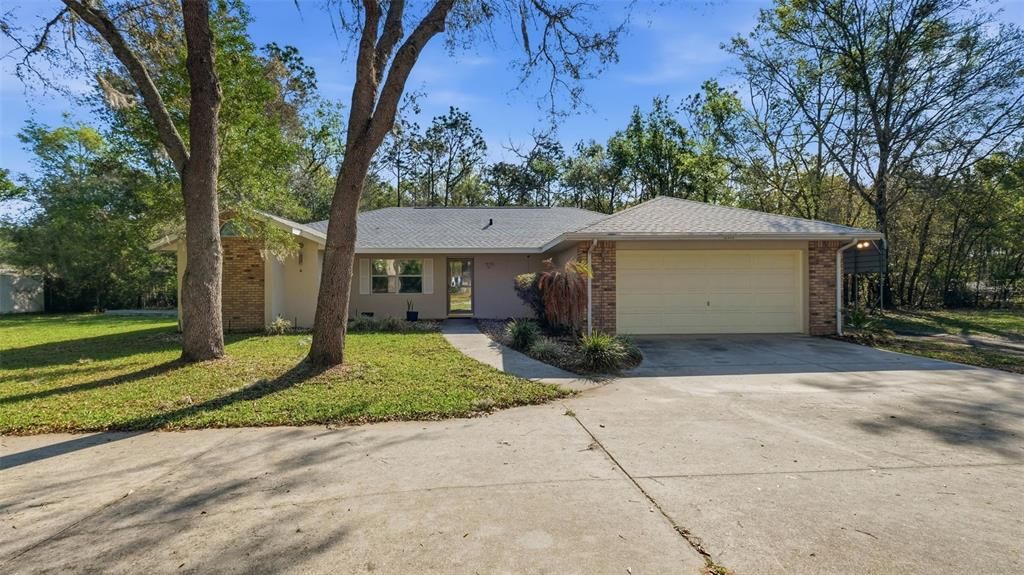 En Venta: $425,000 (4 camas, 2 baños, 2007 Pies cuadrados)