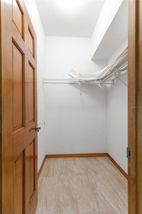 На продажу: $319,000 (2 спален, 2 ванн, 2167 Квадратных фут)