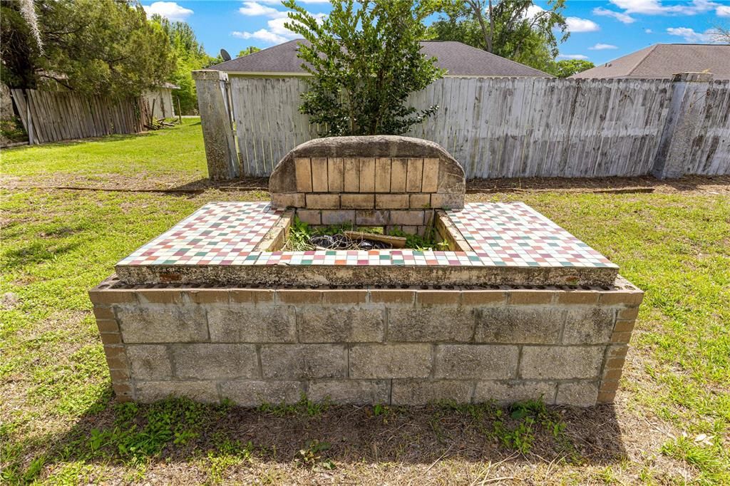 На продажу: $319,000 (2 спален, 2 ванн, 2167 Квадратных фут)