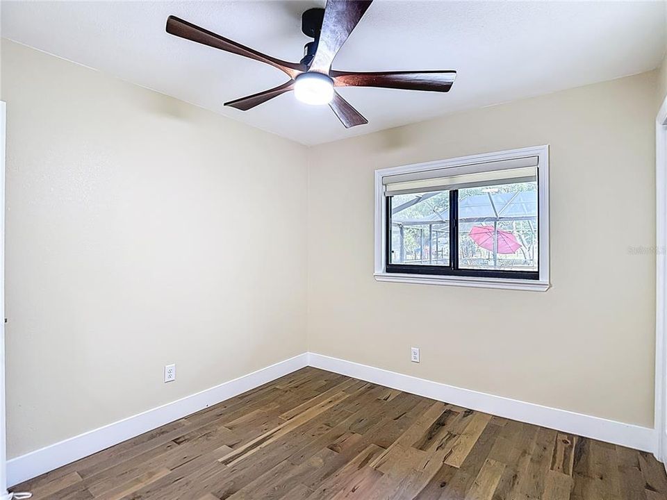 En Venta: $725,000 (4 camas, 3 baños, 2550 Pies cuadrados)