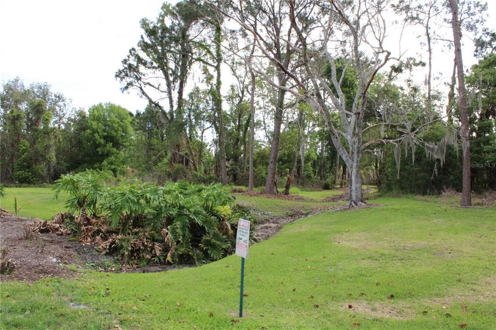 На продажу: $26,900 (0.10 acres)